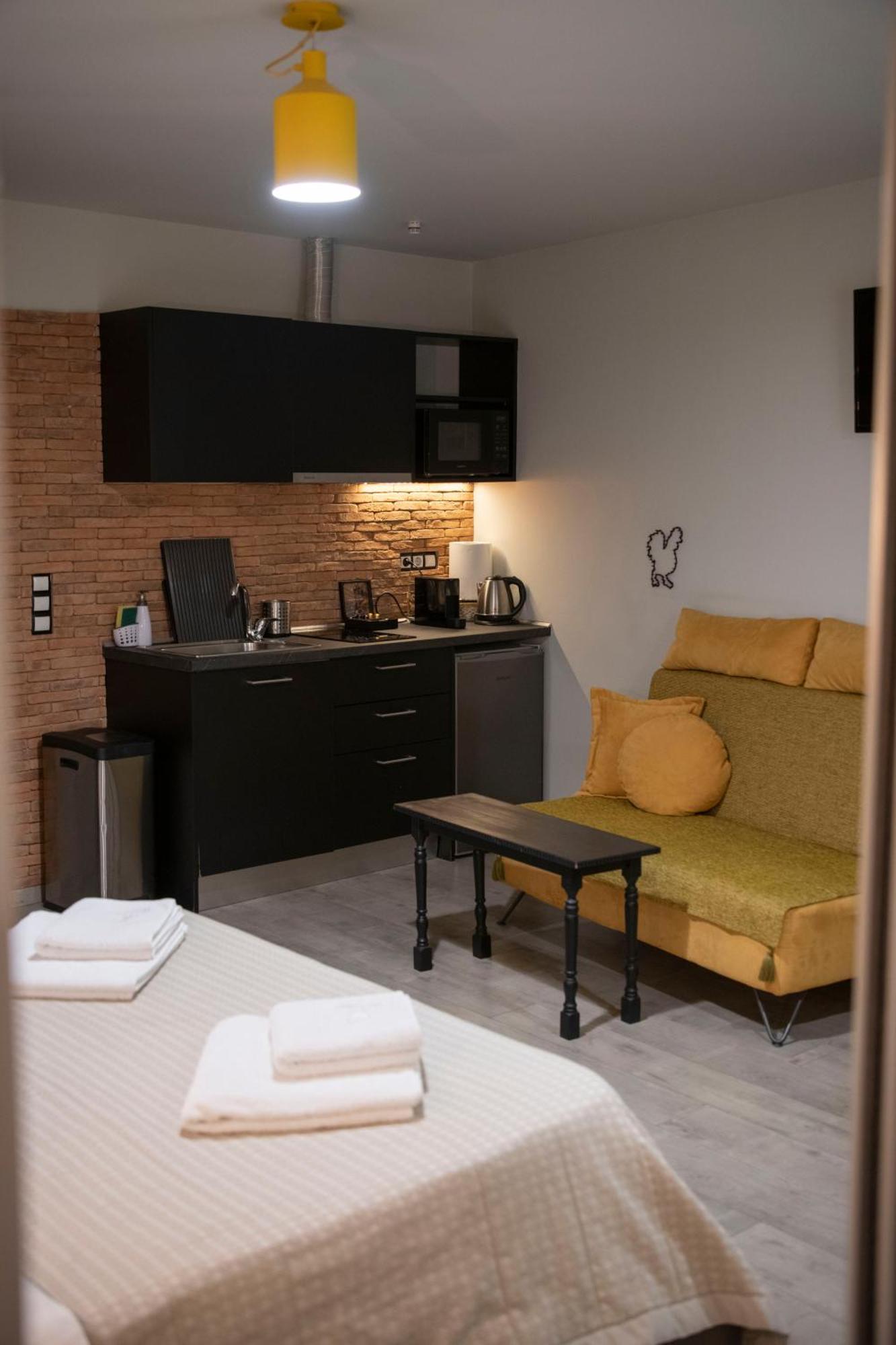 Rooster Suites 雅典 外观 照片