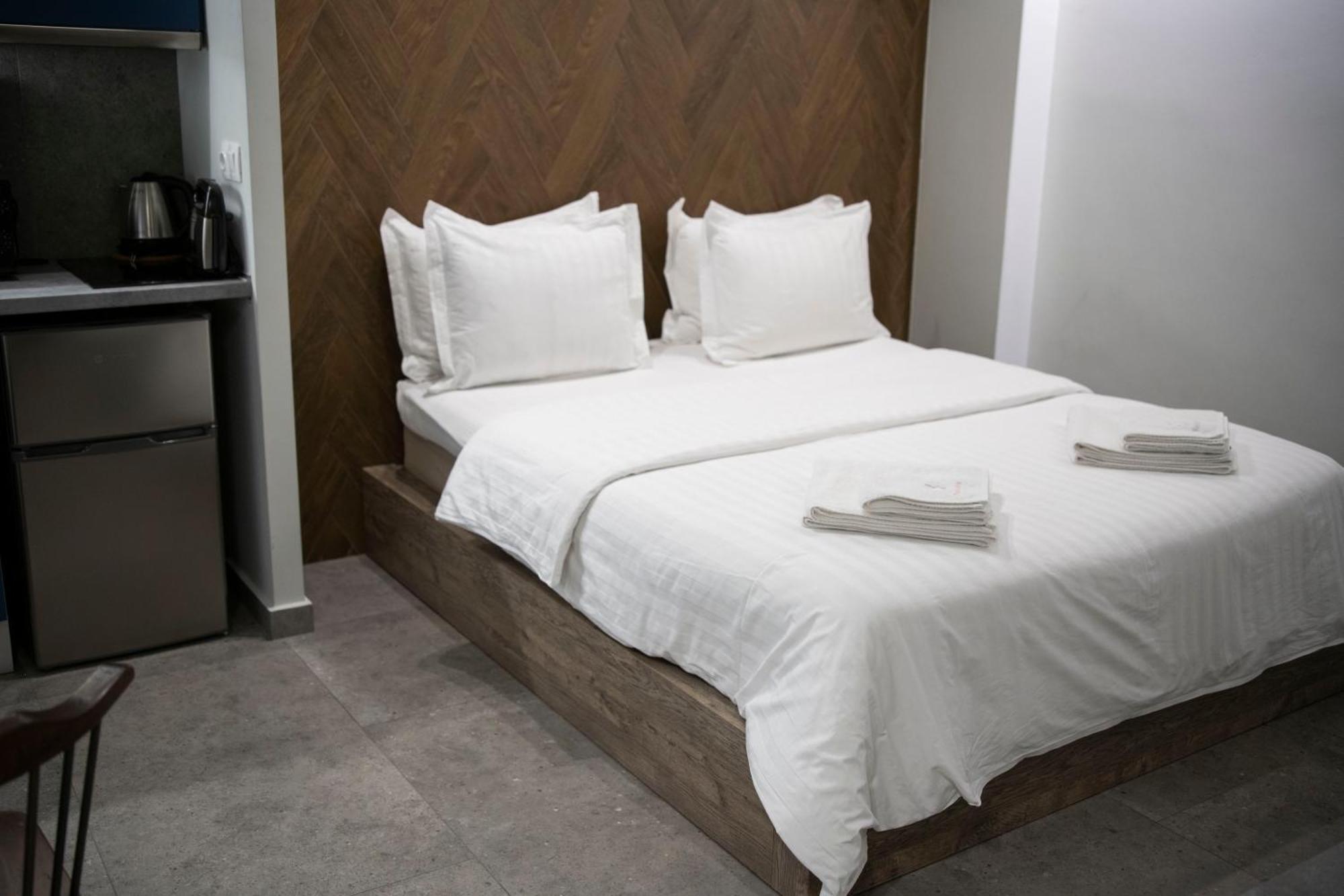 Rooster Suites 雅典 外观 照片